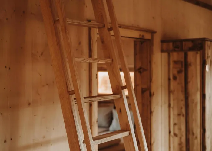 Oberwald 1 Alpesi faház *